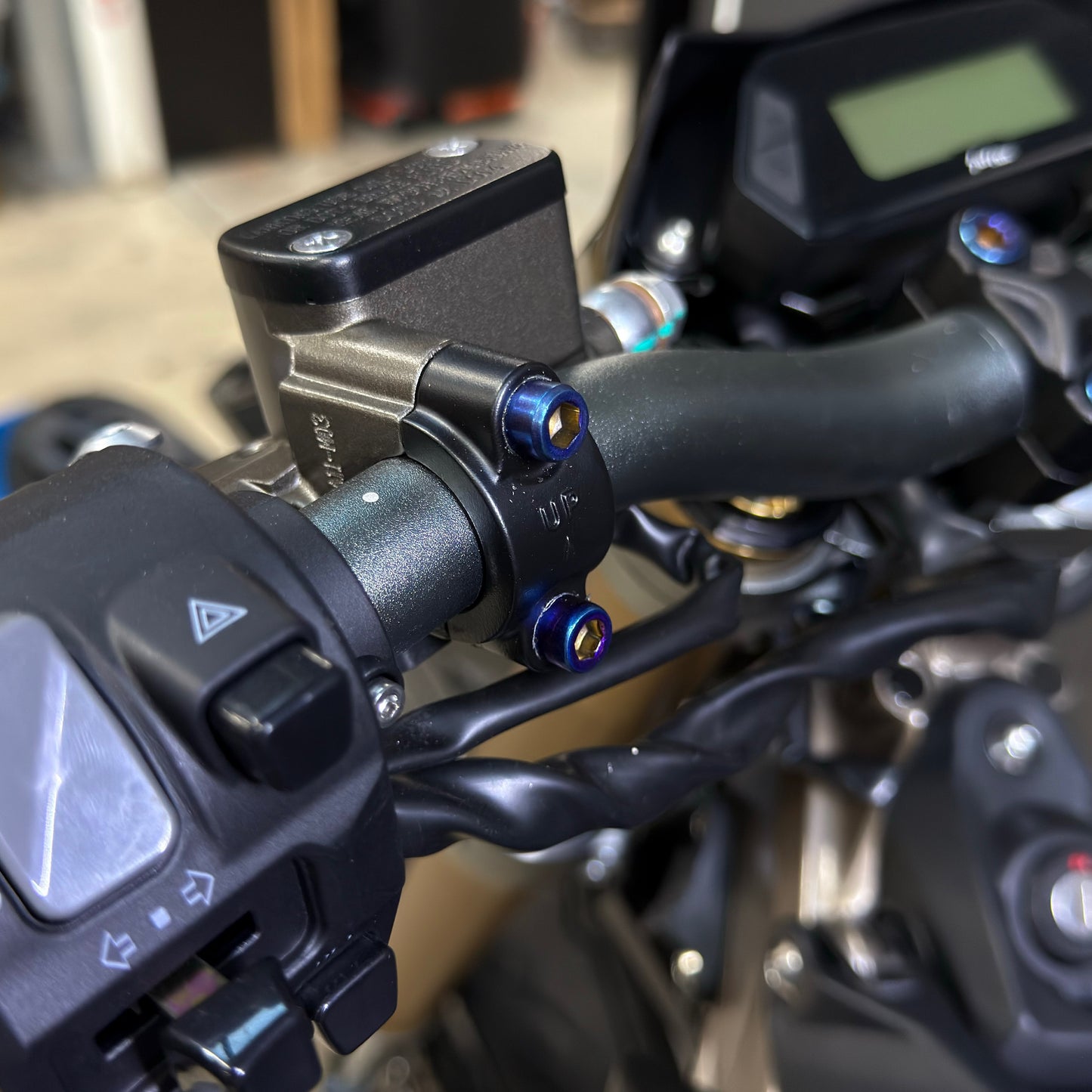 Ultra Bee Brake Mount Titanium Bolts